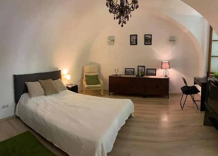 Koezponti Kucko * Budapest
